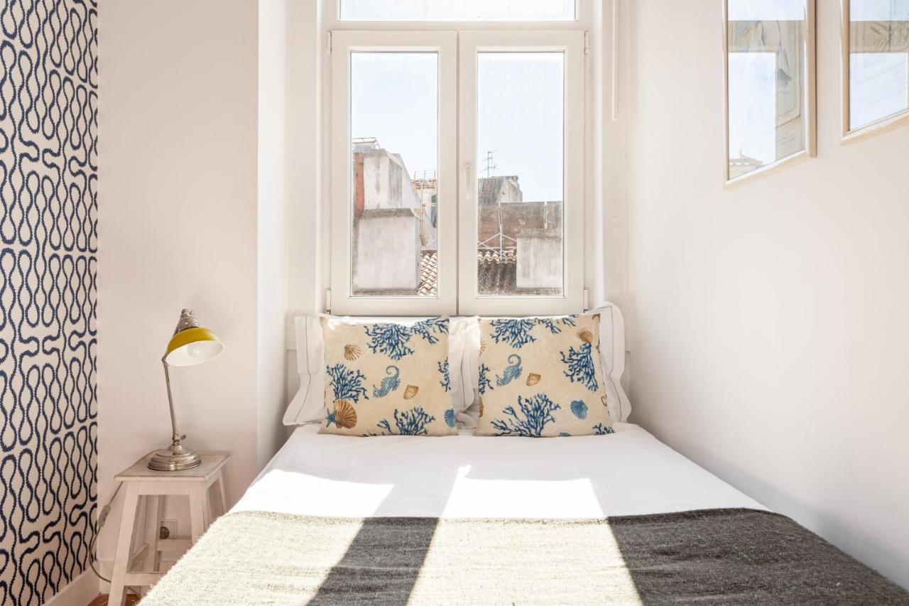 Joivy Chic 2Br Apt In Bairro Alto, 2Mins To Sao Pedro De Alcantara Viewpoint Lisboa Exteriér fotografie