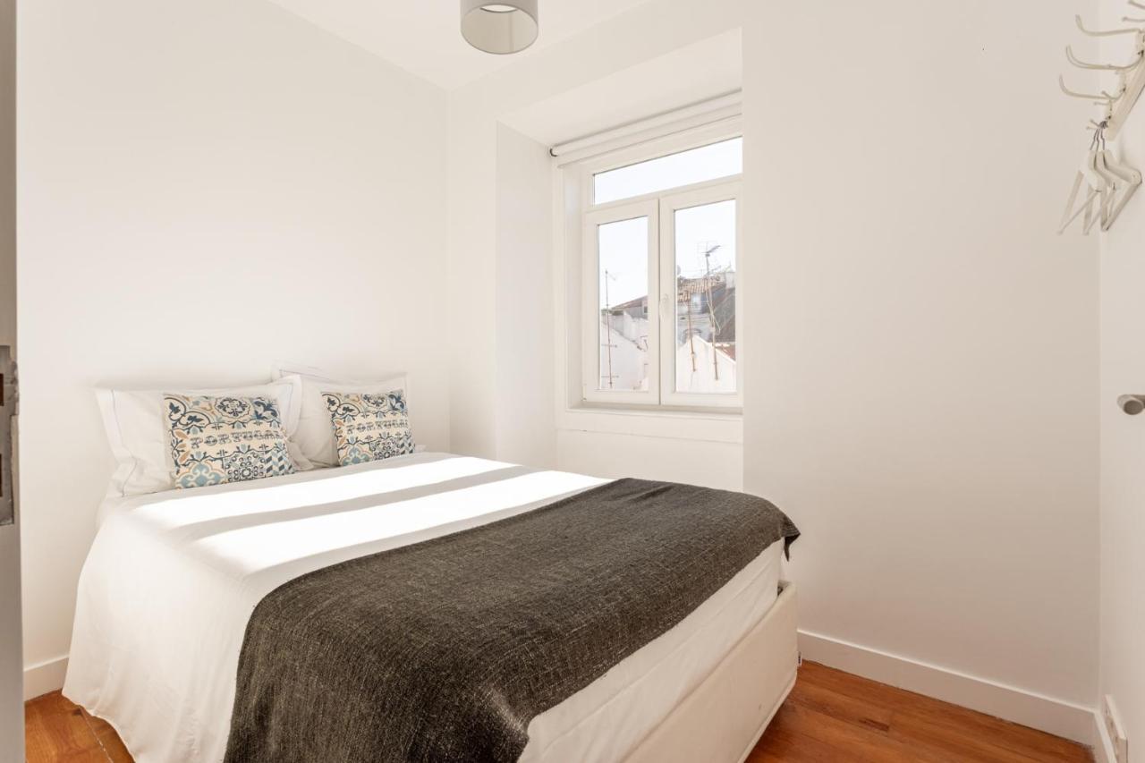 Joivy Chic 2Br Apt In Bairro Alto, 2Mins To Sao Pedro De Alcantara Viewpoint Lisboa Exteriér fotografie